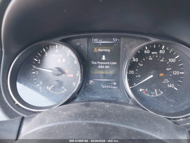 JN1BJ1CR5JW267531 Nissan Rogue Sport S