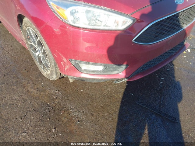 1FADP3F21FL321078 Ford FOCUS SE