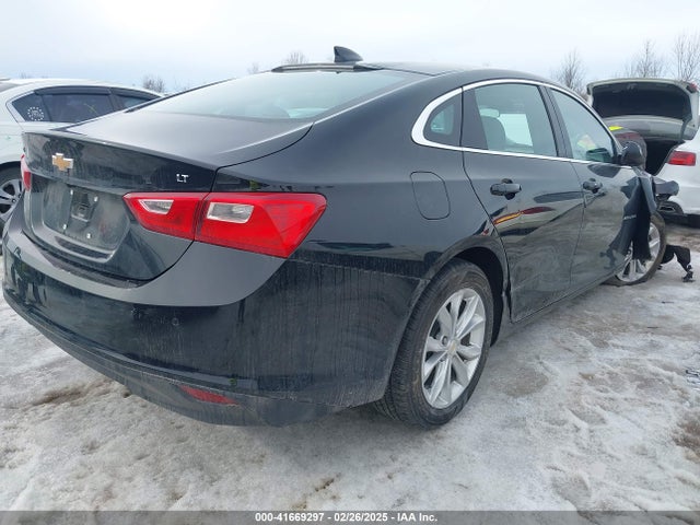 1G1ZD5ST8SF123358 Chevrolet Malibu Fwd 1lt