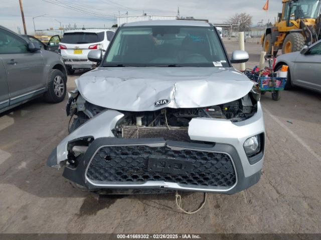 KNDJ23AU8L7016704 KIA SOUL S