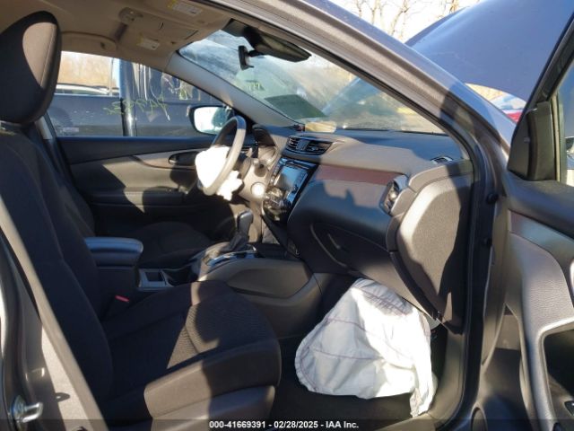 JN1BJ1CV2LW281984 Nissan Rogue Sport S Fwd Xtronic Cvt