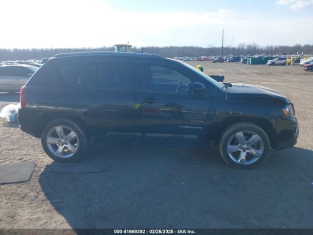 1C4NJDCB0ED846975 Jeep Compass Limited