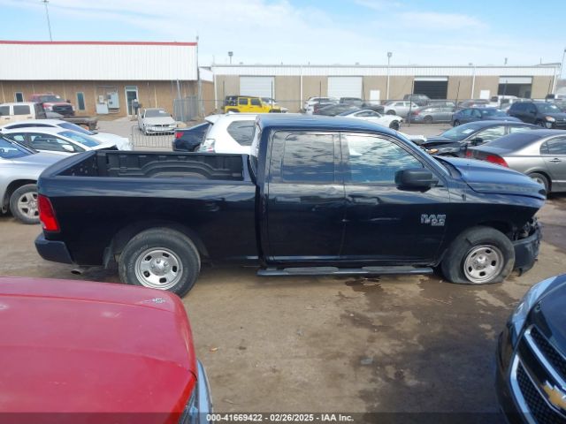 1C6RR6FG1KS702041 RAM 1500 Classic Tradesman  4x2 6'4 Box
