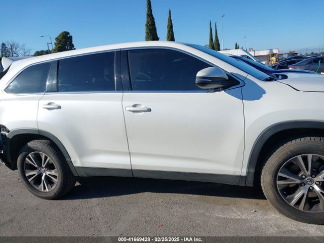 5TDZZRFH1KS290313 Toyota Highlander Le Plus