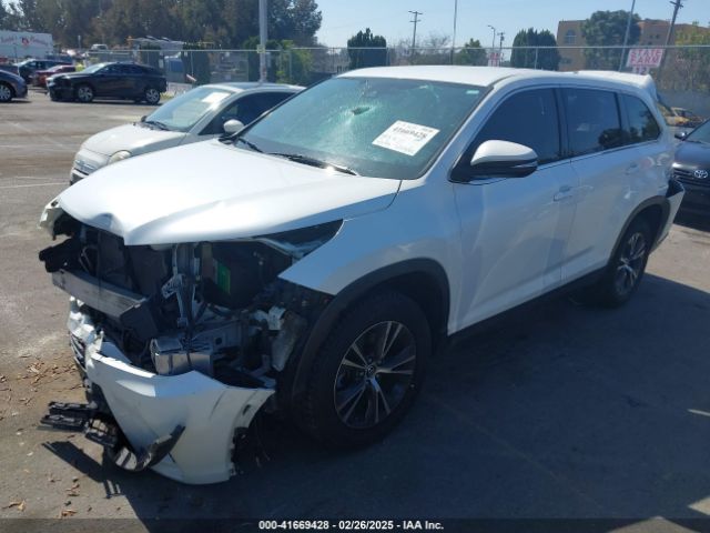 5TDZZRFH1KS290313 Toyota Highlander Le Plus