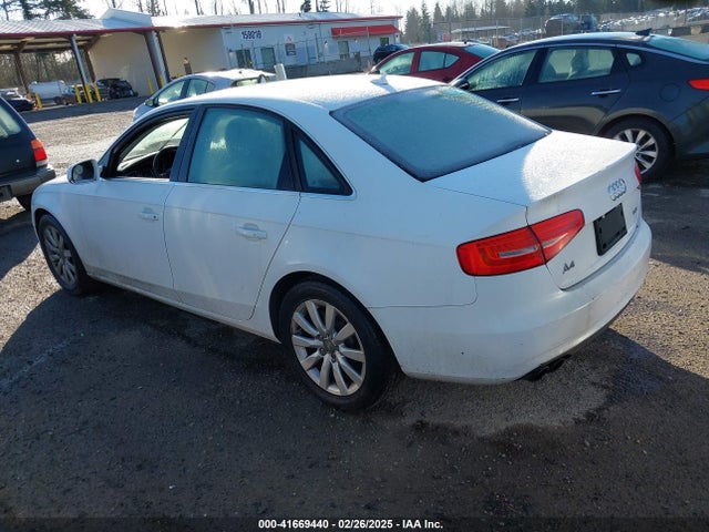 2013 AUDI A4 WAUAFAFL7DN010475 Photo 2