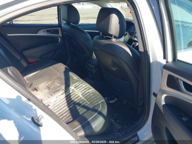 KMTG34TA7NU098169 Genesis G70 2.0t Awd