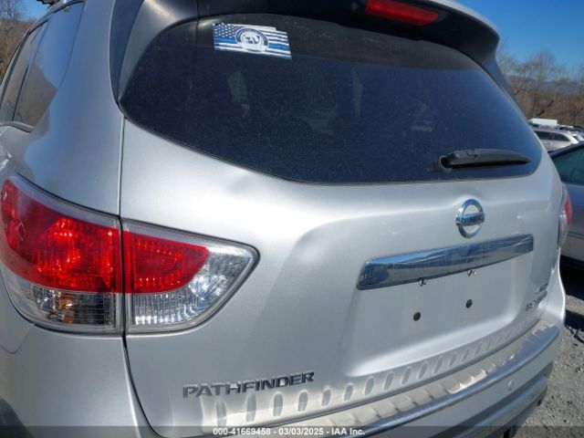 5N1AR2MMXFC631893 Nissan Pathfinder Platinum