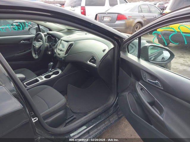 1G1BC5SM7H7245841 Chevrolet Cruze Ls Auto