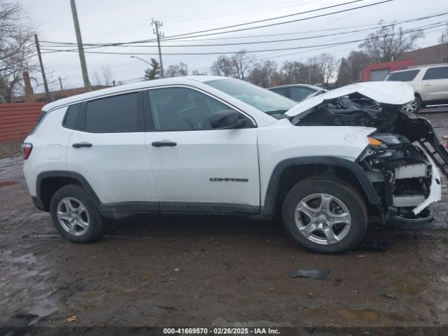 3C4NJDAB8NT106765 Jeep Compass Sport 4x4