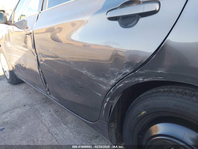 Toyota CAMRY LE 2016 4T4BF1FK9GR518621 Image 21