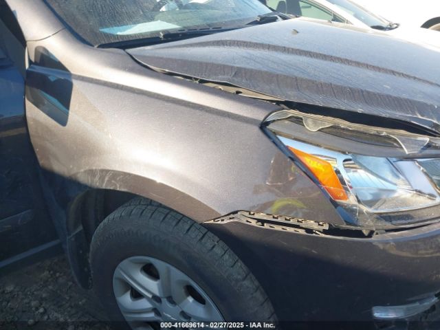 1GNKRFED7HJ211111 Chevrolet Traverse Ls