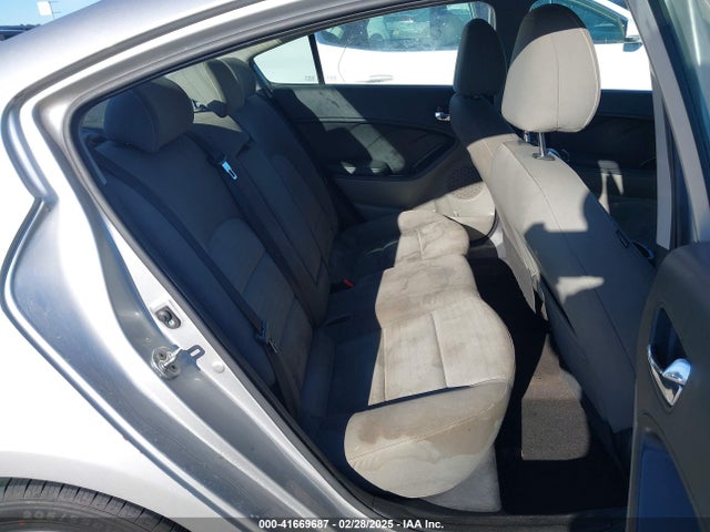 KNAFX4A88F5274525 KIA FORTE EX