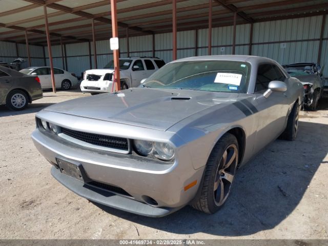 2C3CDYAG3EH110673 Dodge Challenger Sxt