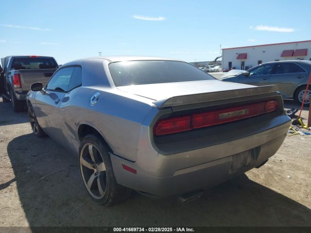 2C3CDYAG3EH110673 Dodge Challenger Sxt