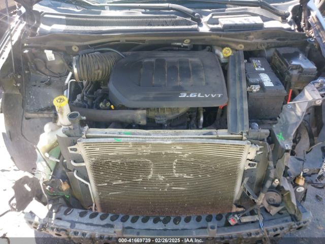 2C4RDGCG6JR326664 Dodge Grand Caravan Sxt