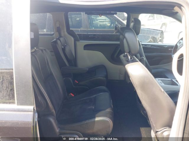 2C4RDGCG6JR326664 Dodge Grand Caravan Sxt