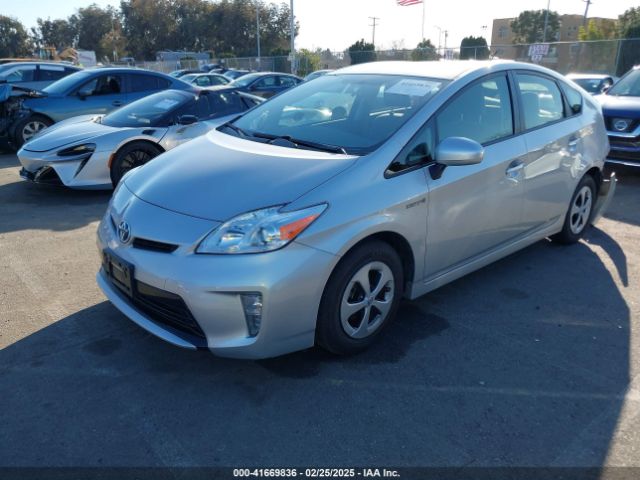 JTDKN3DU0F0429544 Toyota Prius Two