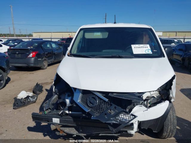 3N6CM0KNXHK721745 Nissan Nv200 S