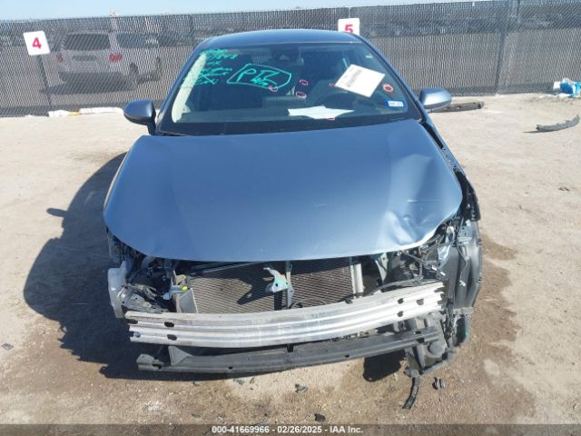 5YFEPMAE2MP174599 Toyota COROLLA LE