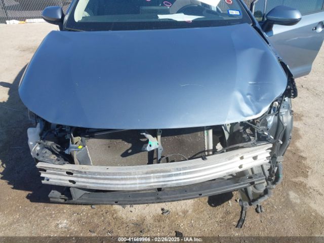 5YFEPMAE2MP174599 Toyota COROLLA LE