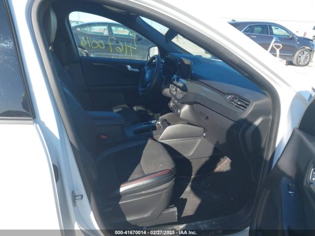 2023 FORD ESCAPE 1FMCU0MZ5PUB41896 Photo 4