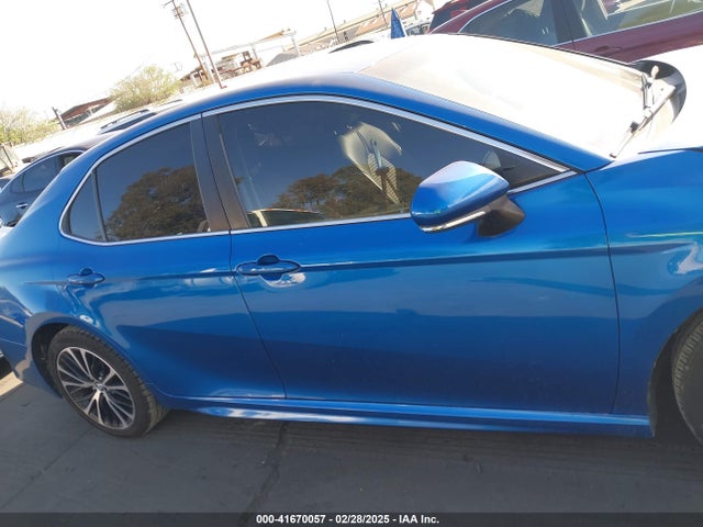 4T1B11HKXJU106558 Toyota CAMRY SE