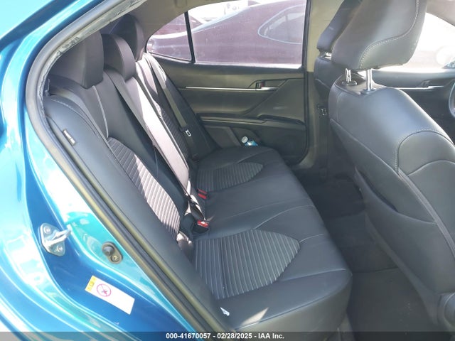 4T1B11HKXJU106558 Toyota CAMRY SE