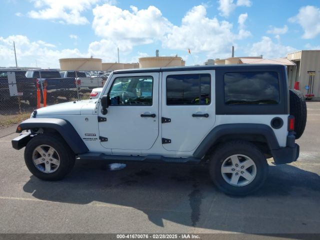 1C4BJWDGXGL238558 Jeep Wrangler Unlimited Sport