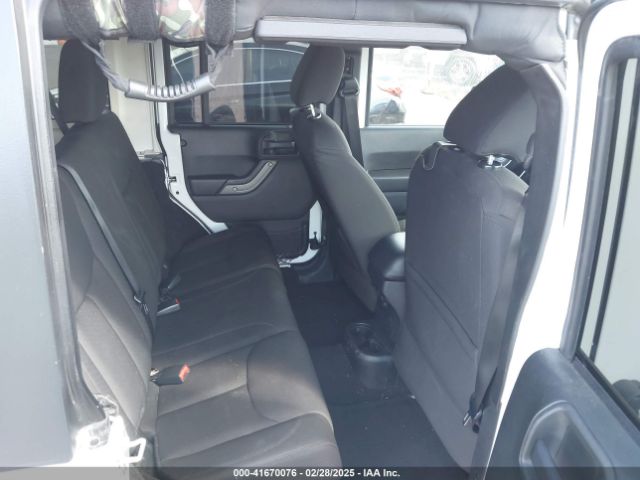 1C4BJWDGXGL238558 Jeep Wrangler Unlimited Sport