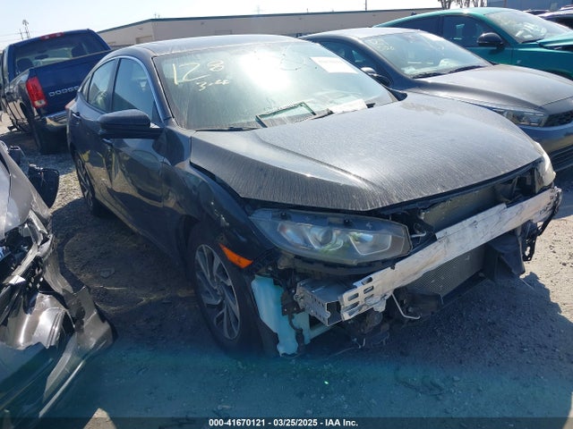 Honda CIVIC EX 2018 2HGFC2F76JH596215 Image 1