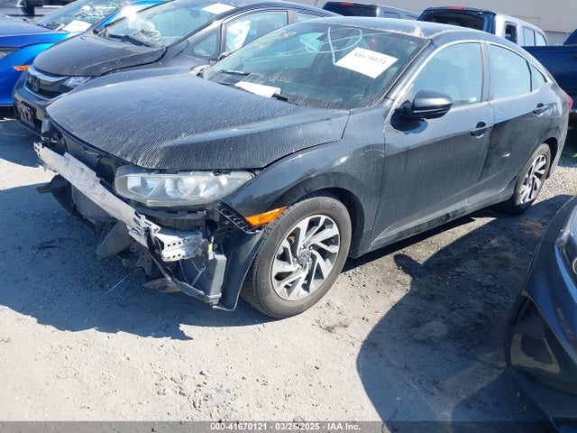 Honda CIVIC EX 2018 2HGFC2F76JH596215 Image 2