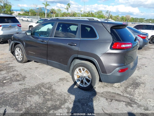 1C4PJLCSXGW363598 Jeep Cherokee Latitude