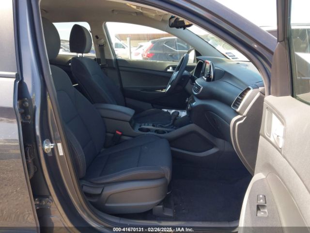 KM8J33A40LU273527 Hyundai Tucson Value