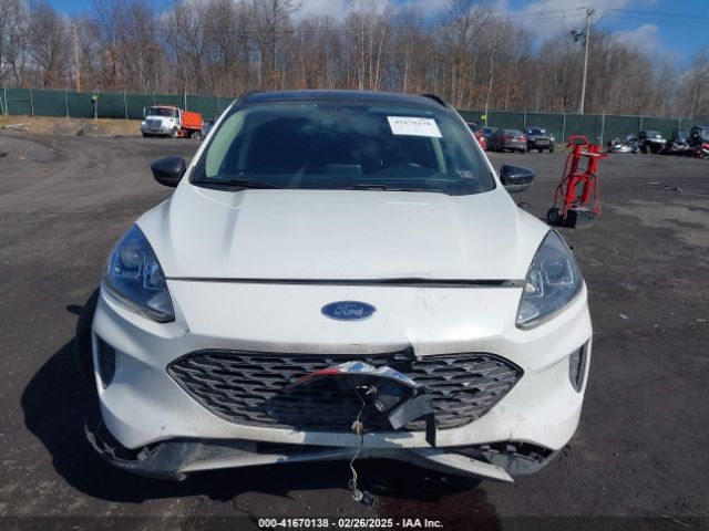 1FMCU9BZ0LUC50557 Ford Escape Se Sport Hybrid