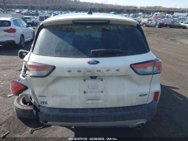 1FMCU9BZ0LUC50557 Ford Escape Se Sport Hybrid