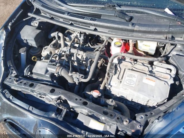 JTDKDTB33G1129828 Toyota Prius C Four