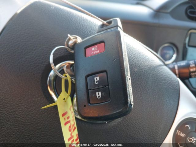 JTDKDTB33G1129828 Toyota Prius C Four
