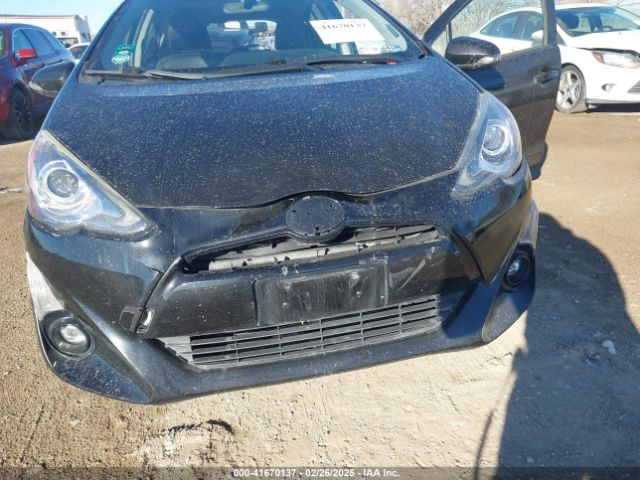JTDKDTB33G1129828 Toyota Prius C Four