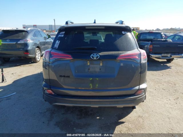 2T3WFREV0JW451962 Toyota Rav4 Adventure/xle