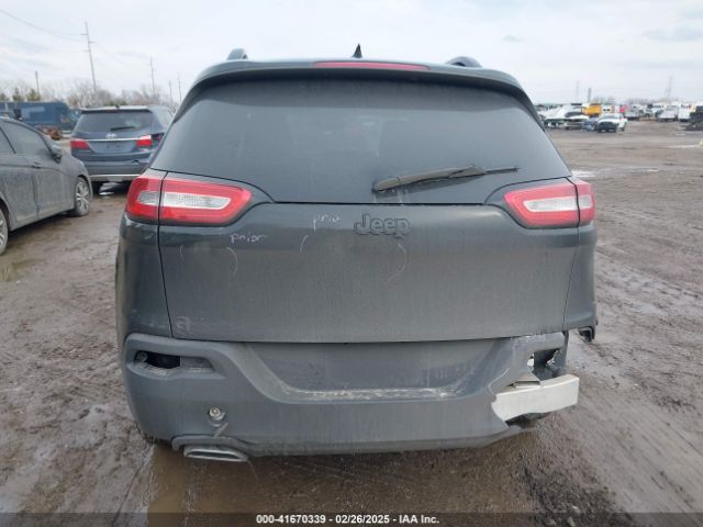 1C4PJLAS7HW610189 Jeep Cherokee Altitude Fwd