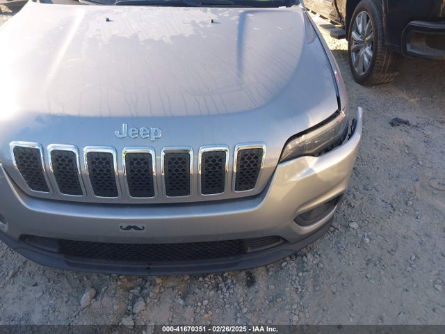 1C4PJLCX6KD285305 Jeep Cherokee Latitude Fwd