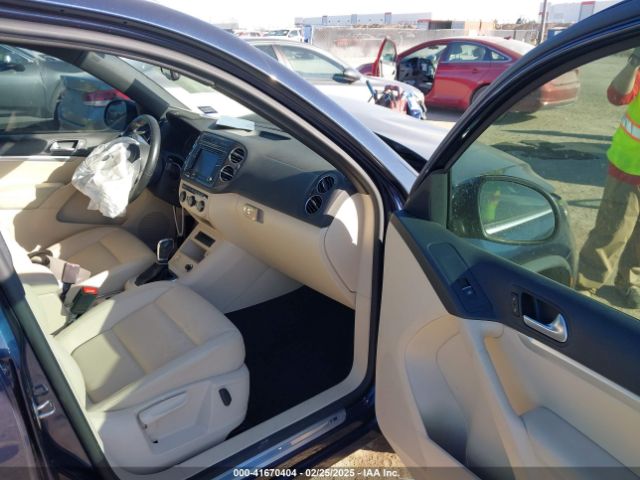 WVGAV7AX5GW617763 Volkswagen Tiguan R-line