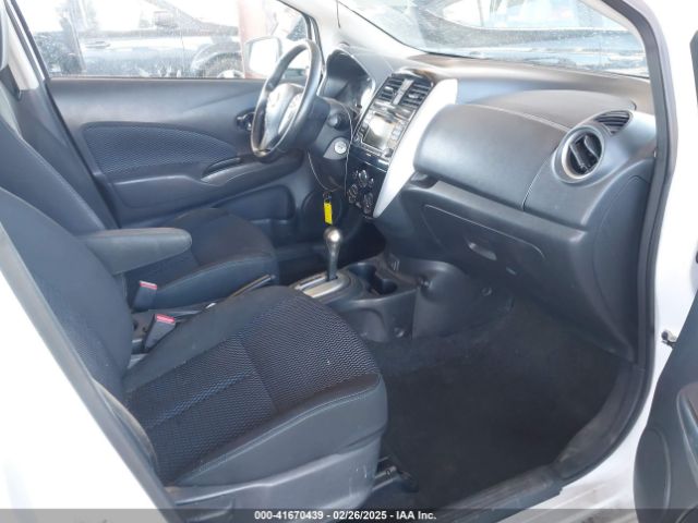 2017 NISSAN VERSA NOTE 3N1CE2CP6HL363780 Photo 4