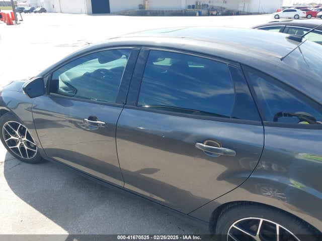Продаж на аукціоні авто 2017 Ford Focus Sel, vin: 1FADP3H28HL318856, номер лоту: 41670525