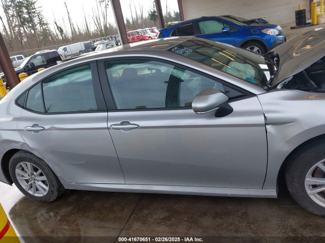 Toyota CAMRY LE 2025 4T1DAACK9SU514549 Image 13