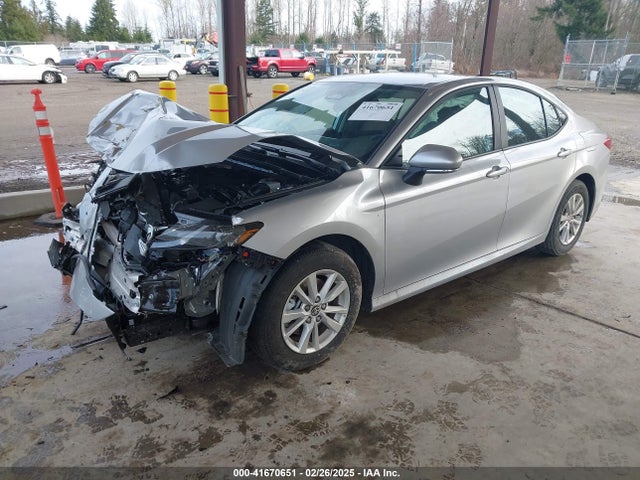 Toyota CAMRY LE 2025 4T1DAACK9SU514549 Image 2
