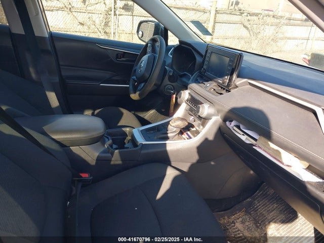 Toyota RAV4 LE 2021 2T3H1RFV5MC086058 Image 5
