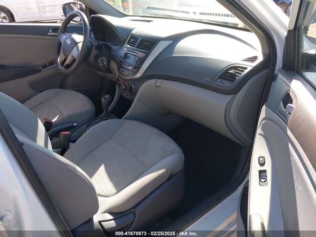 Hyundai ACCENT SE 2017 KMHCT4AE2HU317378 Image 5