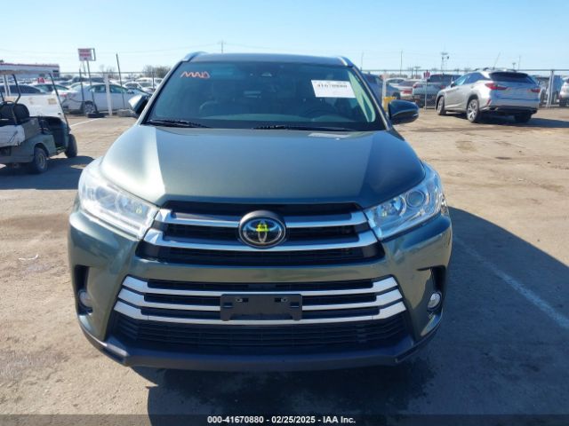 5TDJZRFH3JS834516 Toyota Highlander Xle